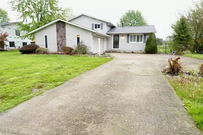 8859 Bender Road, North Ridgeville, OH 44039 - Photo 2
