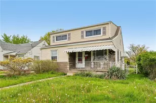 599 E 250th St, Euclid, OH 44132 - Photo 2