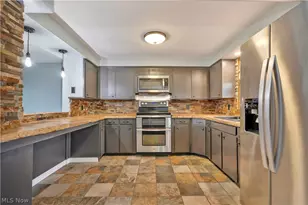 1227 33rd St NE, Canton, OH 44714 - Photo 10