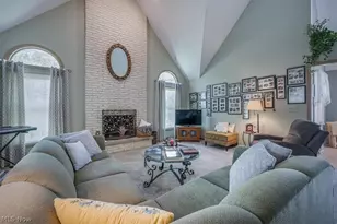 8051 Valleyview Ct, North Royalton, OH 44133 - Photo 18
