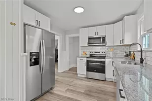1282 Neptune Ave, Akron, OH 44301 - Photo 24