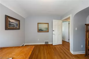 21130 Edgecliff Dr, Euclid, OH 44123 - Photo 18