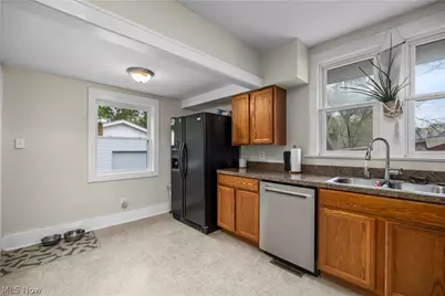 231 W Union Street, Medina, OH 44256 - Photo 16