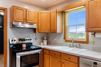 9272 Andora Road NE, West Chester, OH 44625 - Photo 18