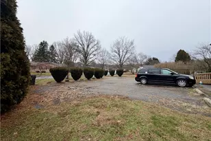 792 Kingwood Dr NE, Bolivar, OH 44612 - Photo 6