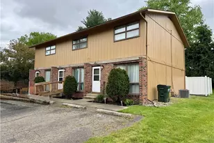 792 Kingwood Dr NE, Bolivar, OH 44612 - Photo 2