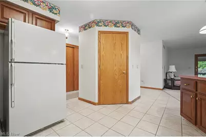 358 Tessa Place, Cortland, OH 44410 - Photo 10
