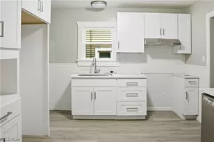 52 W Heights Ave, Youngstown, OH 44509 - Photo 14