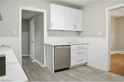 52 W Heights Avenue, Youngstown, OH 44509 - Photo 18