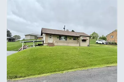 582 Pond, East Liverpool, OH 43920 - Photo 2