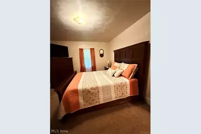 582 Pond, East Liverpool, OH 43920 - Photo 6