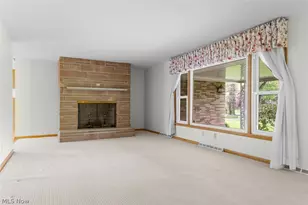 238 Pheasant Dr, Mogadore, OH 44260 - Photo 8