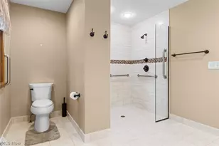 238 Pheasant Dr, Mogadore, OH 44260 - Photo 18
