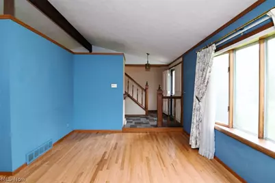 6977 Springledge Road, Sagamore Hills, OH 44067 - Photo 10