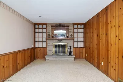 6977 Springledge Road, Sagamore Hills, OH 44067 - Photo 22