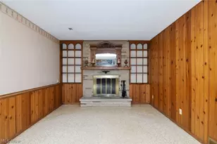 6977 Springledge Rd, Sagamore Hills, OH 44067 - Photo 22