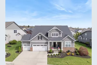 445 Crystal Lake Drive N, Chagrin Falls, OH 44022 - Photo 2