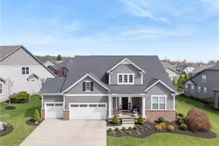 445 Crystal Lake Dr N, Chagrin Falls, OH 44022 - Photo 2