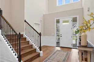 445 Crystal Lake Dr N, Chagrin Falls, OH 44022 - Photo 6