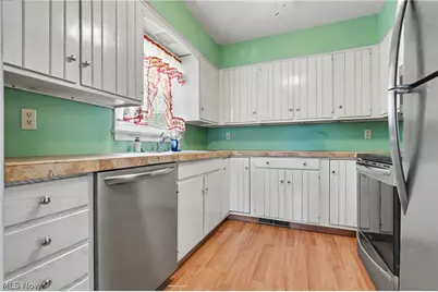 934 Canterbury Lane, Salem, OH 44460 - Photo 2