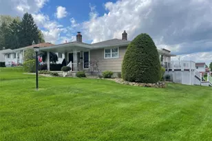 447 W Omar St, Struthers, OH 44471 - Photo 2