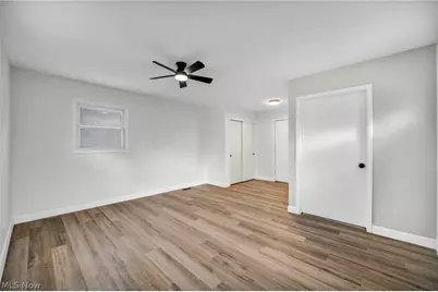 13910 Bartlett Avenue, Loveland, OH 44120 - Photo 16
