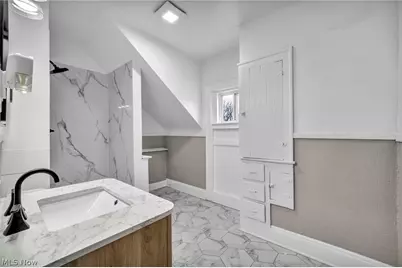 13910 Bartlett Avenue, Loveland, OH 44120 - Photo 28