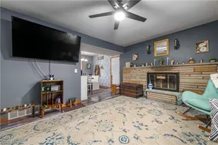 640 W Martin Ave, Amherst, OH 44001 - Photo 6