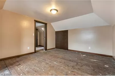 12020 Easton Street NE, Alliance, OH 44601 - Photo 24