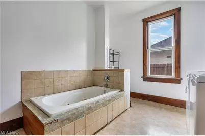 12020 Easton Street NE, Alliance, OH 44601 - Photo 20