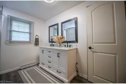 827 E 5th Street, Dover, OH 44622 - Photo 26