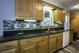8365 Coon Club Rd, Medina, OH 44256 - Photo 10
