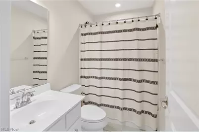 3241 Boettler Street NE, Canton, OH 44721 - Photo 28
