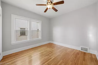 2058 Wascana Avenue, Oakwood, OH 44107 - Photo 14