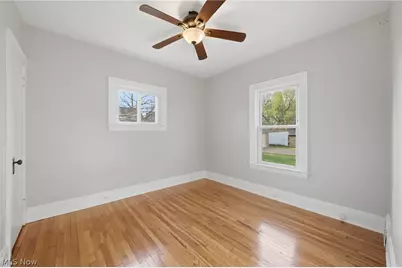 2058 Wascana Avenue, Oakwood, OH 44107 - Photo 12