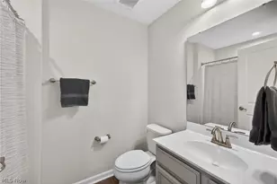 7310 Hillshire Dr, Painesville, OH 44077 - Photo 20