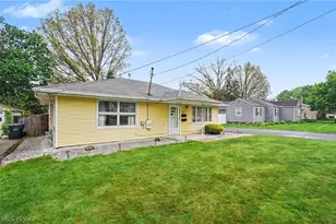 2651 11th St, Cuyahoga Falls, OH 44221 - Photo 2