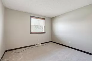 58 New Castle Ln, Mentor, OH 44060 - Photo 16