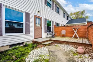 58 New Castle Ln, Mentor, OH 44060 - Photo 2