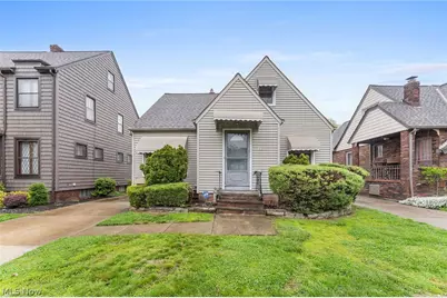 145 E 190th Street, Euclid, OH 44119 - Photo 2