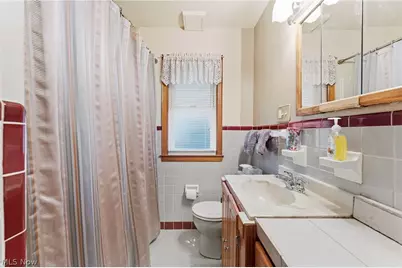 145 E 190th Street, Euclid, OH 44119 - Photo 26
