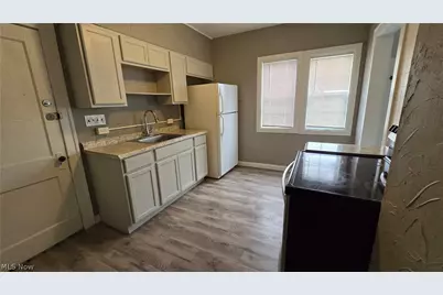 5240 State Road, Parma, OH 44134 - Photo 10
