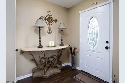 714 Whippoorwill Lane, Wadsworth, OH 44281 - Photo 6
