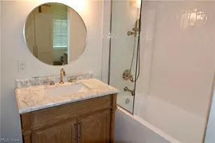 6842 Metro Park Dr, Mayfield Village, OH 44143 - Photo 32