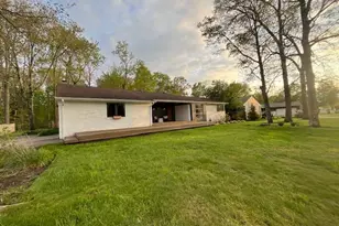 6842 Metro Park Dr, Mayfield Village, OH 44143 - Photo 12