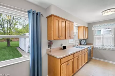 4052 W 223rd Street, Fairview Park, OH 44126 - Photo 16