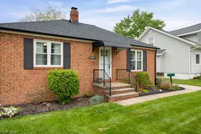 4052 W 223rd Street, Fairview Park, OH 44126 - Photo 2