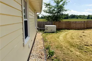 2807 Warren Burton Rd, Worthington, OH 44470 - Photo 12
