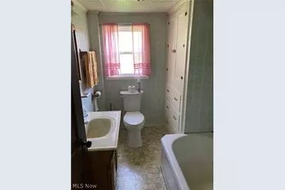 1238 Schneiders Crossing Road NW, Dover, OH 44622 - Photo 30