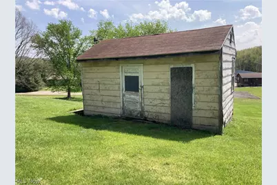 1238 Schneiders Crossing Road NW, Dover, OH 44622 - Photo 10
